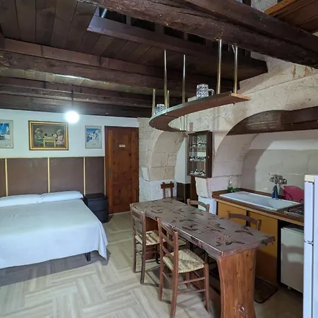 Trullo Malvisco Tatil Evi